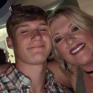 Meet your Posher, Claylee